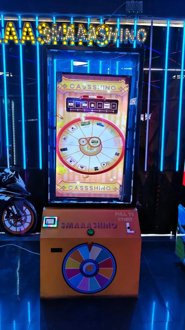 Smaaashino